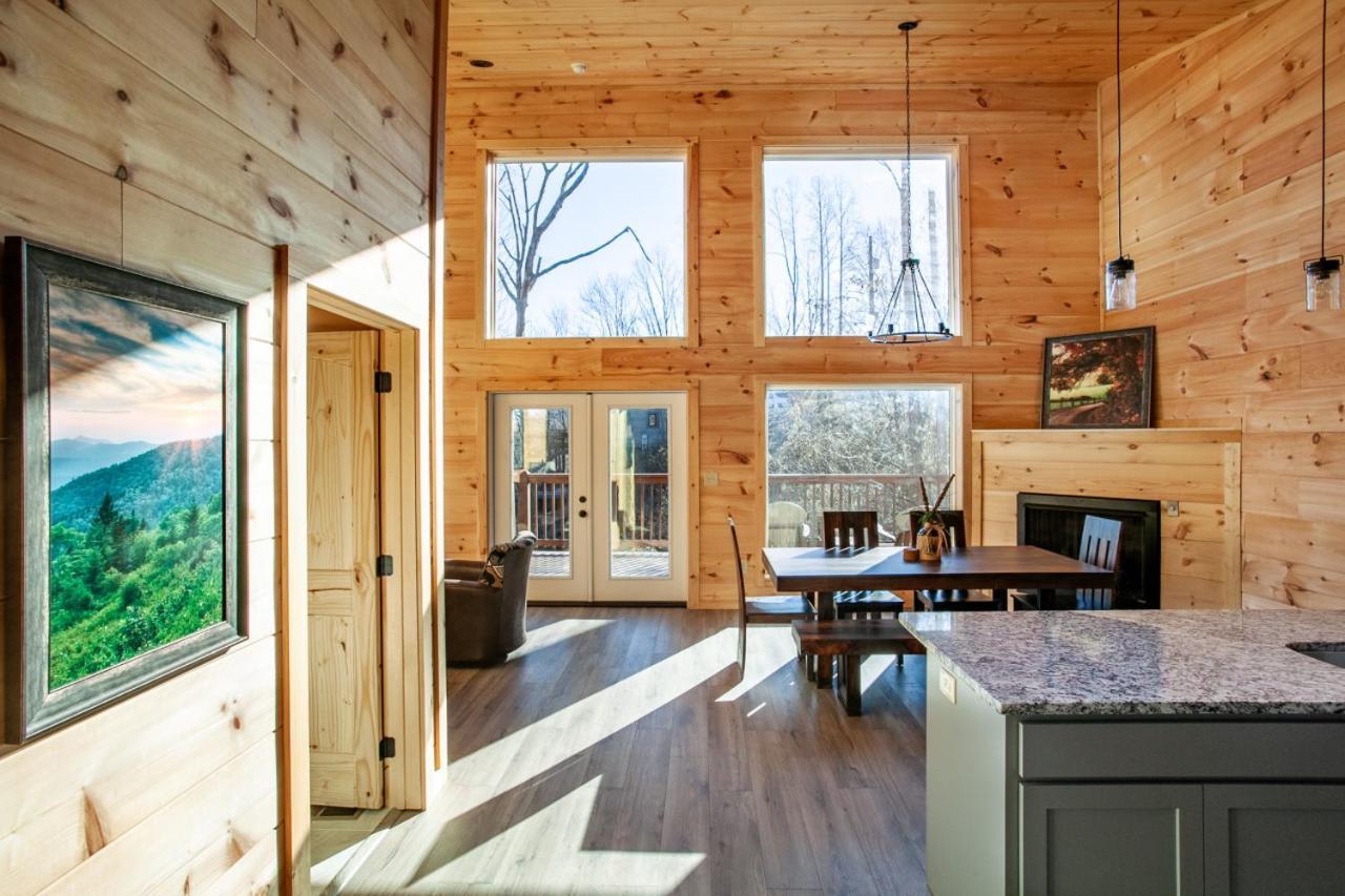 Brand New Build Cozy Cottage With Mountain View Гатлинбург Экстерьер фото